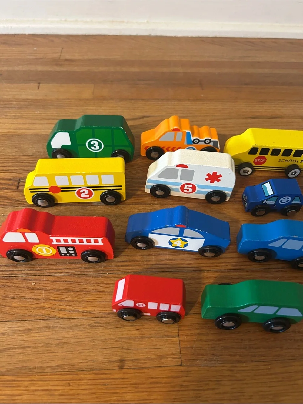 Wooden Toy Vehicle 20 Piece Set - Multicolor Kids Play Cars & Trucks